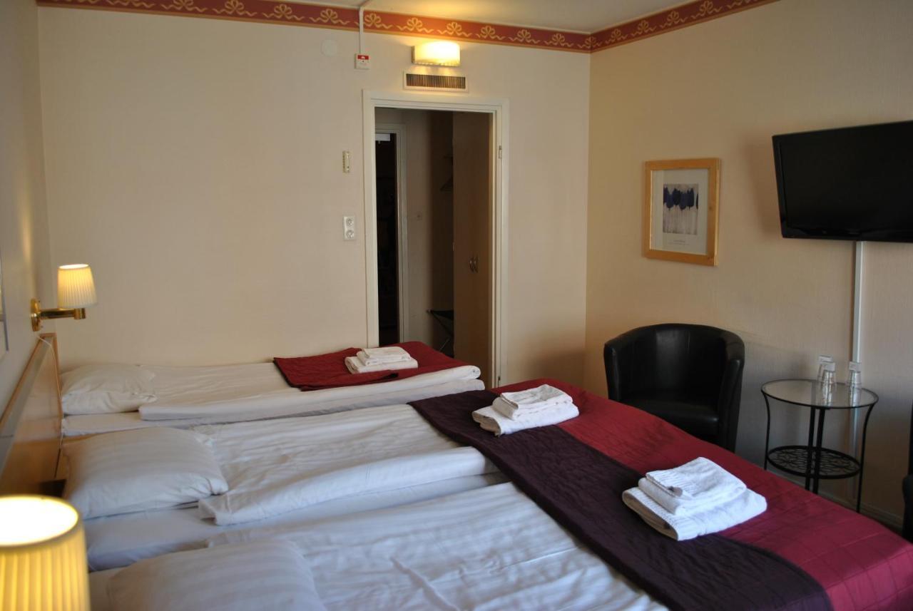 Solsta Hotell カールスタード エクステリア 写真